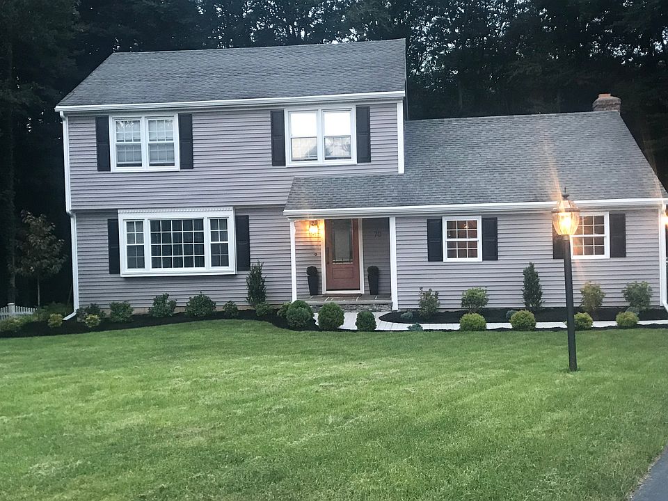 1st image of 70 Foxwood Ct