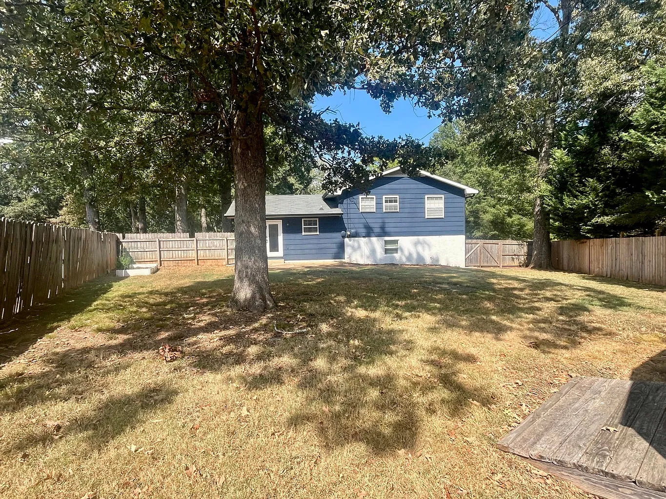 3 bed, 1448 sqft, $1,875 — Photo 3