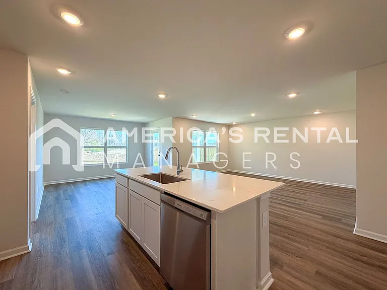 9941 Sequoyah Cove Dr SE — Photo 16