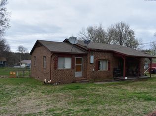 709 E Powell Rd, Tahlequah, OK 74464