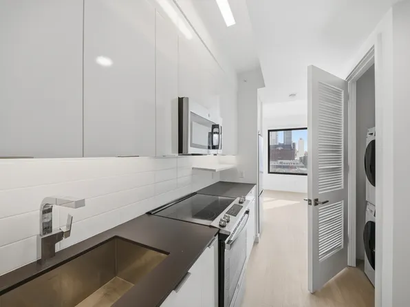 22 Chapel Street image 1 of 10