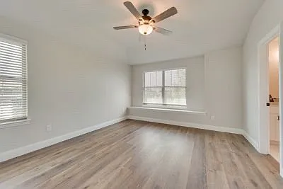 100 W Holford St #1153 — Photo 6
