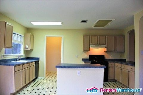 3rd image of 8512 Kansas River Dr