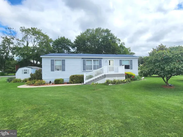 6 Grandview Ave, Wernersville, PA 19565