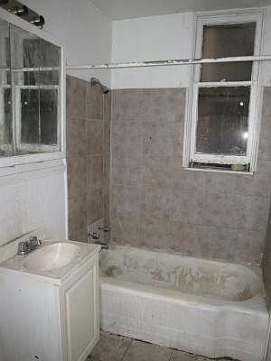 5th image of 1134 S Albany Ave