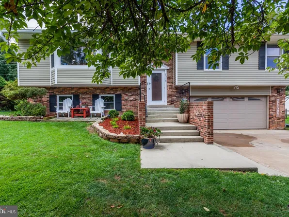 2318 Malraux Dr, Vienna, VA 22182