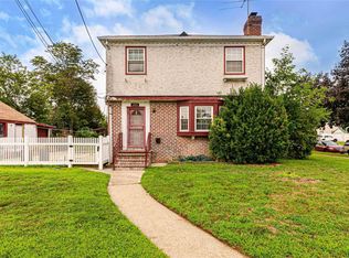 185 Long Beach Rd, Hempstead, NY 11550