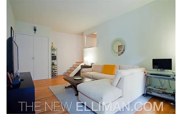 Sold by Douglas Elliman | media 20