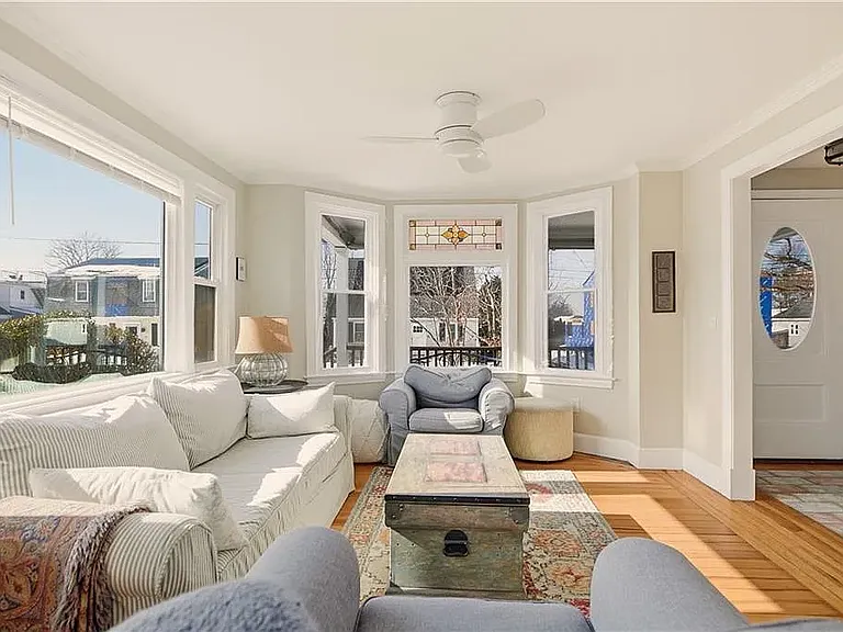 118 Center Ave — Photo 13