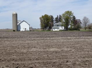 13395 Rimsnider Rd, Hinckley, IL 60520