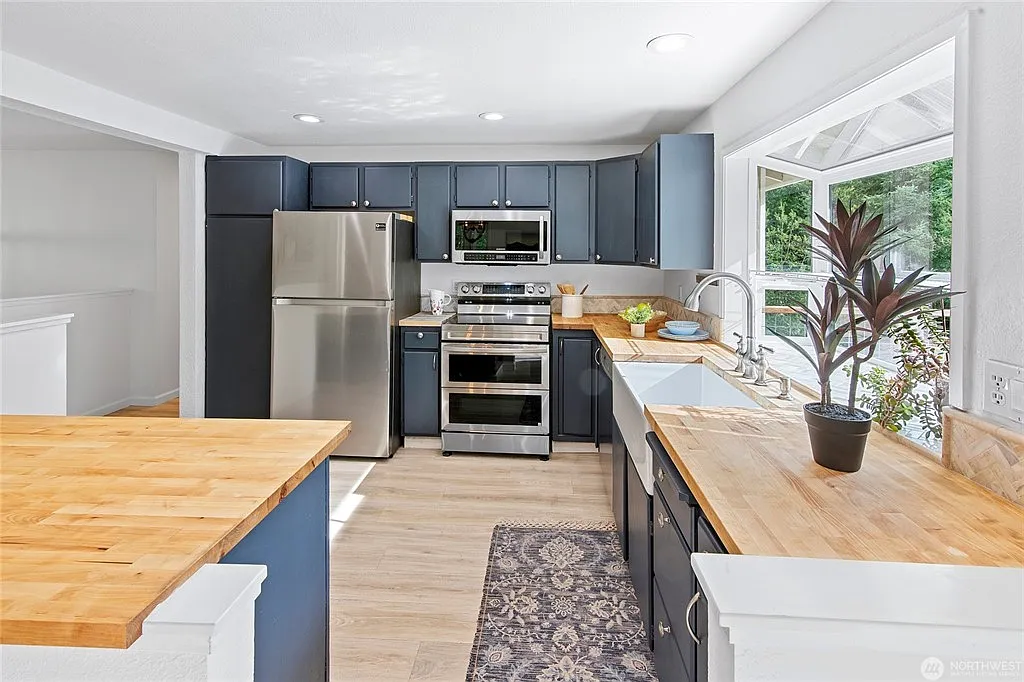 4 bed, 1770 sqft, $6,500 — Photo 3