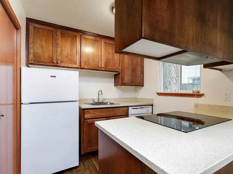 Jefferson Square Apartments