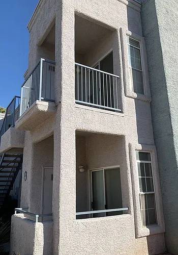 2201 Ramsgate Dr Photo 1