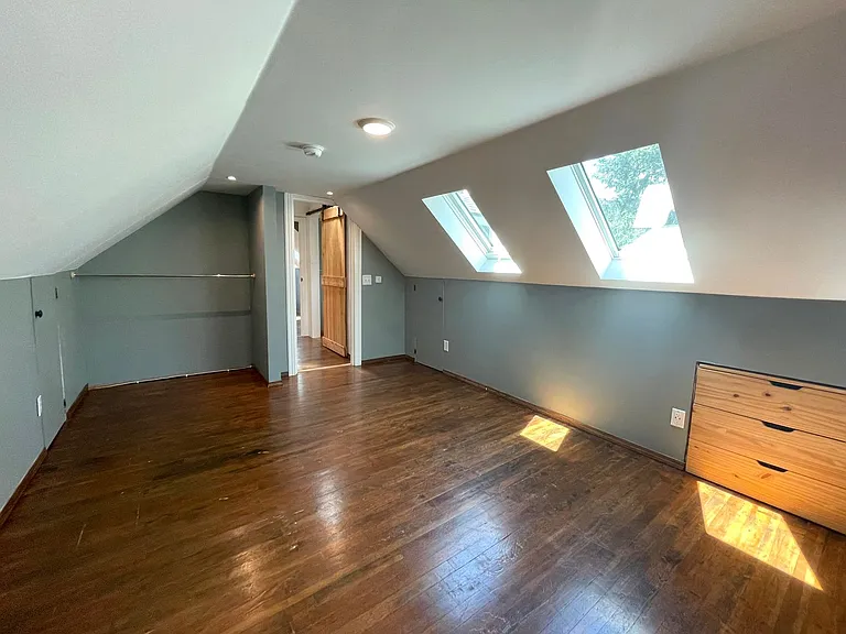 7015 N Greenwich Ave — Photo 17