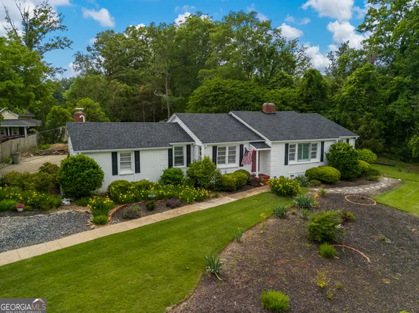 603 Piney Woods Dr, Lagrange, GA 30240