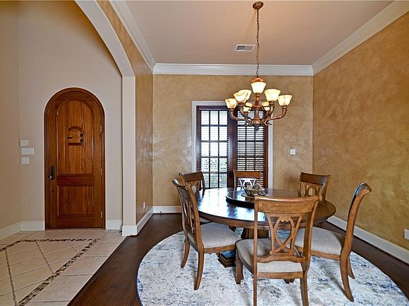 4th image of 2227 W Alamosa Dr