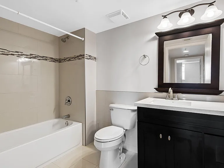 3020 NE 32nd Ave #1014 — Photo 10