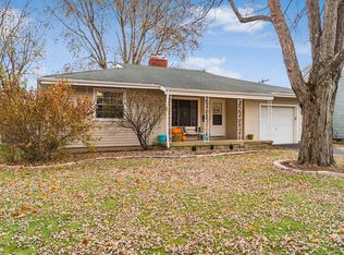 402 Deerfield Rd, Columbus, OH 43228