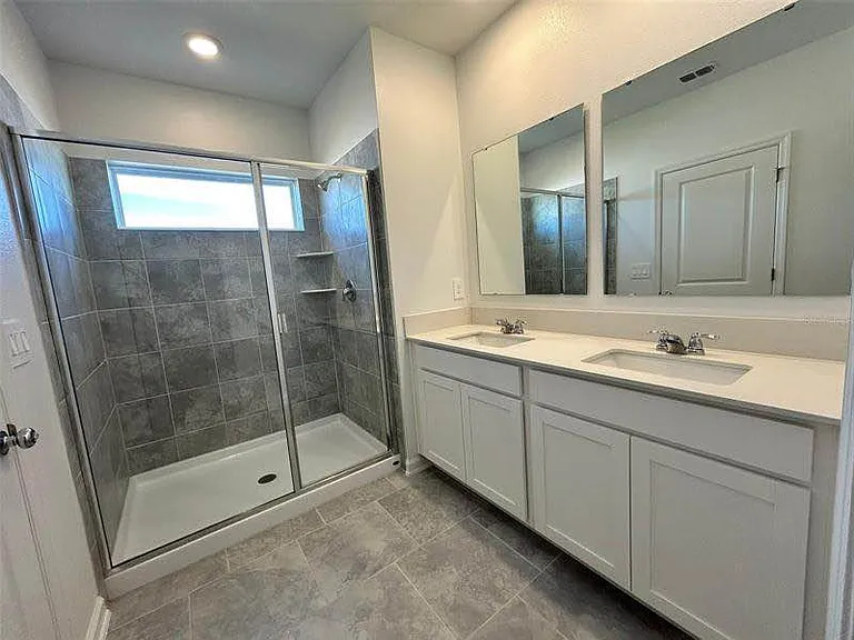3295 Laurent Loop — Photo 15