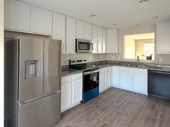 3rd image of 9899 Decatur Rd