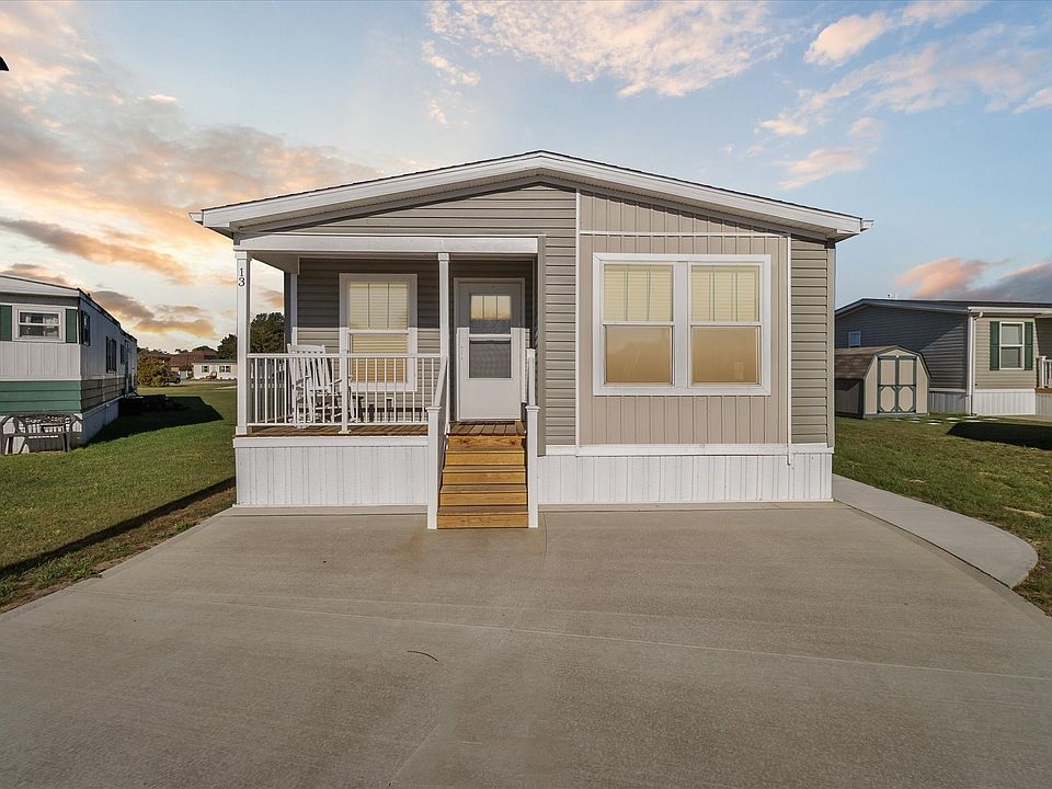 Exterior Image-0-Clayton Bayshore Estates