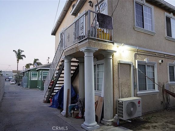 3rd image of 1630 W 204th St