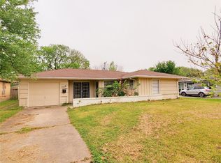 2122 18th Ave N, Texas City, TX 77590