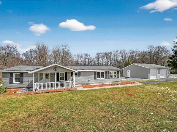 446 Kingdom Rd, Oswego, NY 13126