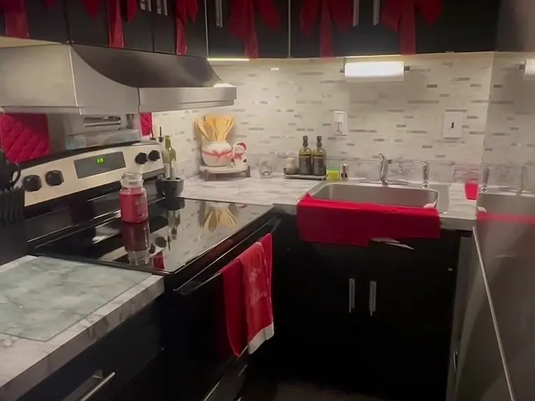 101 Mulberry St #220 — Photo 12