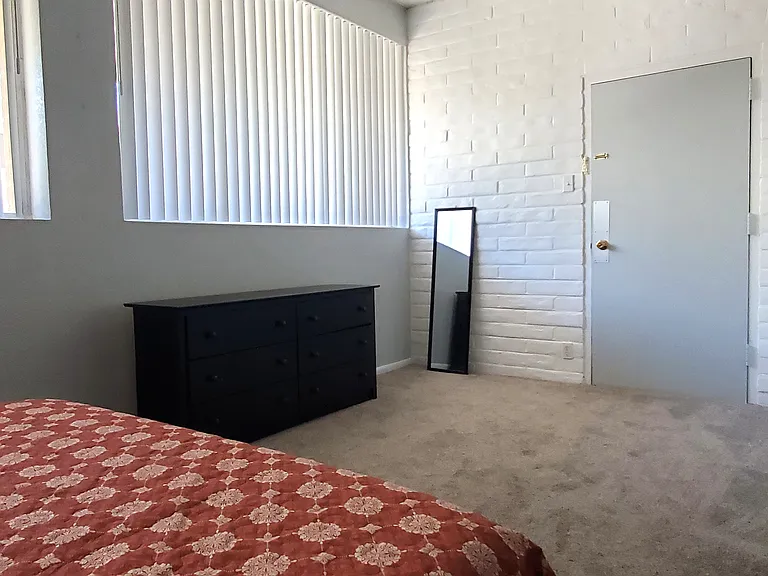 355 S Sahuaro St #1 — Photo 11