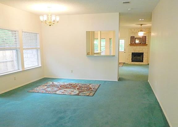 4th image of 8027 Doe Meadow Dr