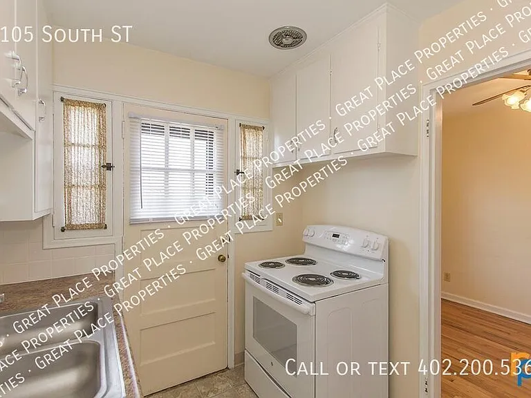 3105 South St — Photo 12