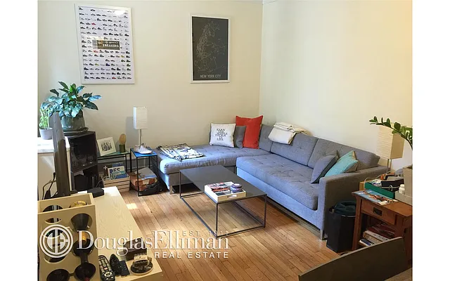 Rented by Douglas Elliman | media 39