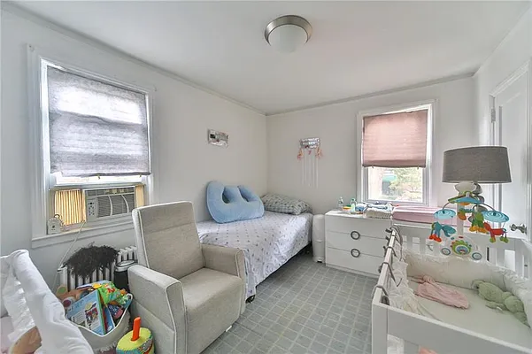 Sold by Remax Edge | media 12