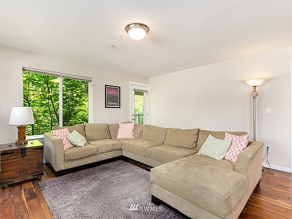 3rd image of 15611 18th Avenue W #F-201