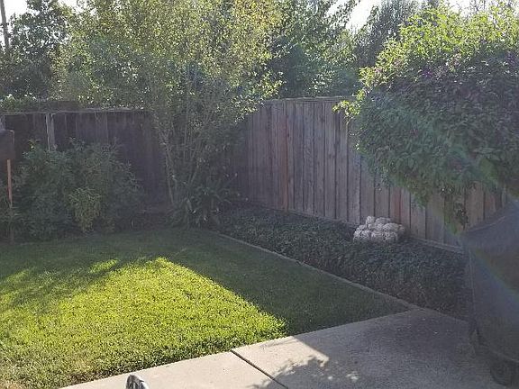 3rd image of 381 Harvard Ave #381