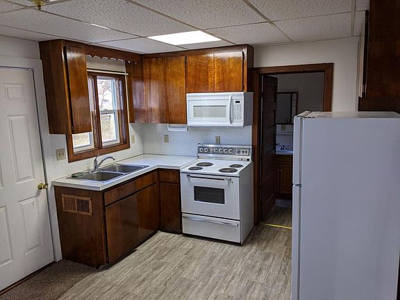 3rd image of 316 W Orchard Ave #2
