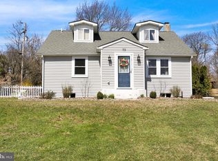 73 Ohlinger Rd, Shoemakersville, PA 19555