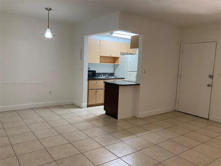 1851 NE 168th St #A2 — Photo 5