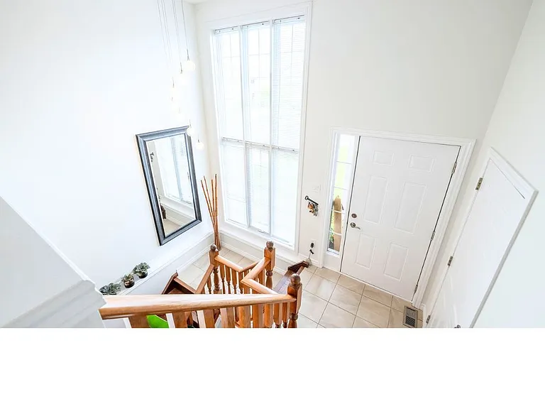 1595 Benjamin Dr — Photo 18
