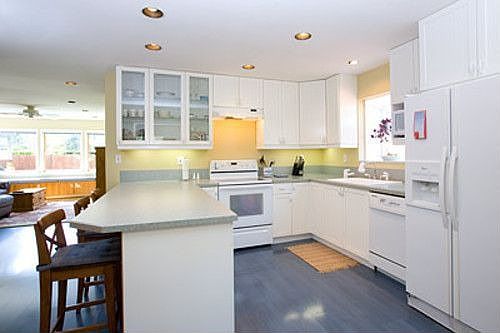 4th image of 8225 22nd Ave NE
