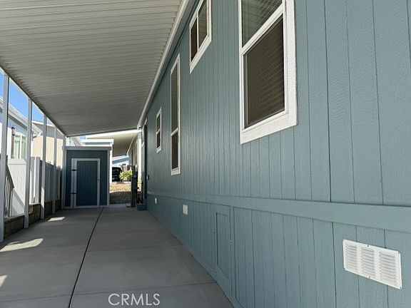 4th image of 3444 Center St #48