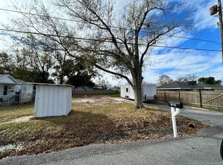714 Manuel Rd, Lake charles, LA 70607