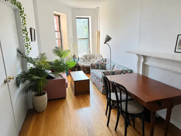 83 W 104th St APT 4, New York, NY 10025