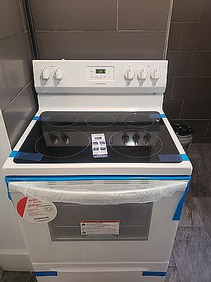 3rd image of 526 E 138th St #41