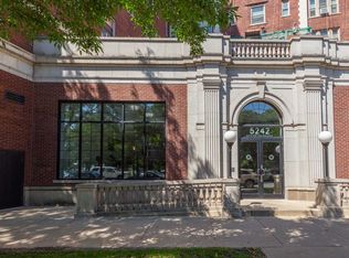 5242 S Hyde Park Blvd APT 512, Chicago, IL 60615