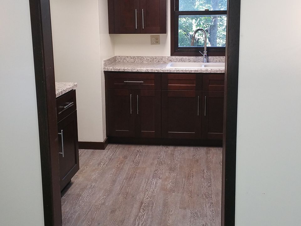 2nd image of W347S10159 Highview Rd
