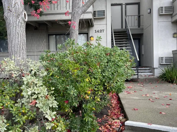 1427 Marchbanks Dr APT 1, Walnut Creek, CA 94598