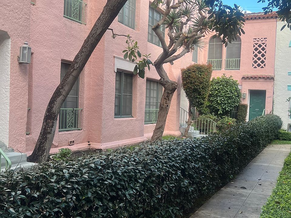 1st image of 638 S Cloverdale Ave #4