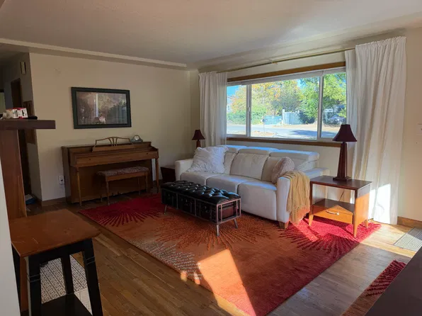 4203 N Willow Rd, Spokane, WA 99206